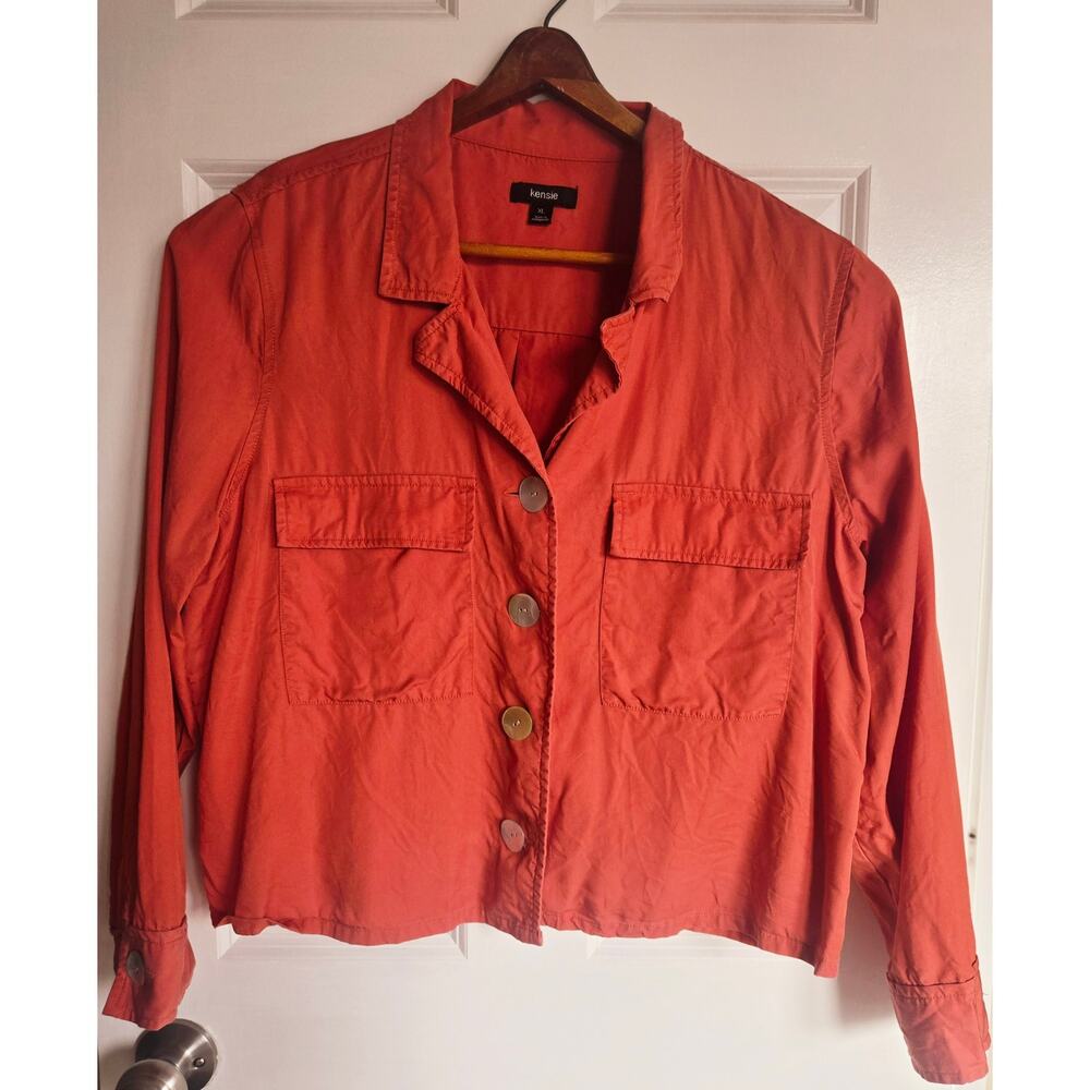 Kensie Coral Women's Cropped Button-up